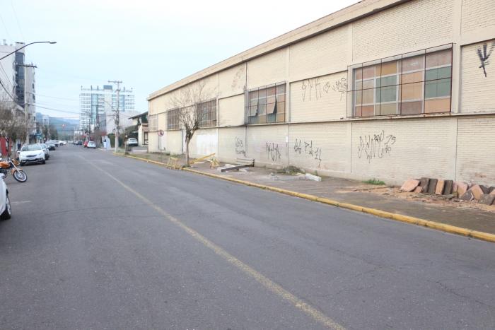 Como chegar até Rua Estância Velha em Portao de Ônibus ou Metrô?