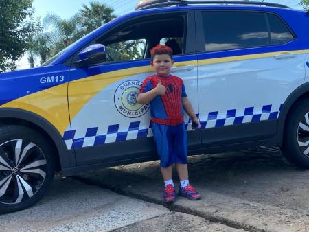 Guarda Municipal realiza o sonho de menino de 4 anos