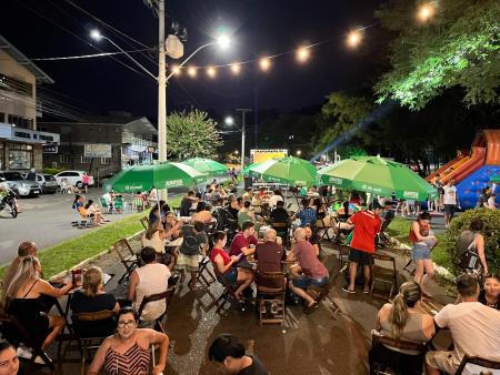 Verão na Vargas recebe DJ Duque como atração neste domingo
