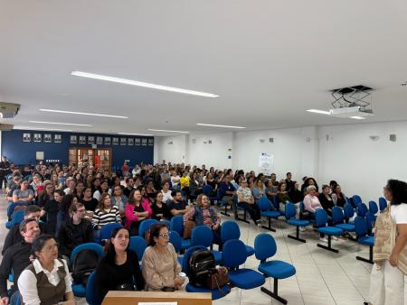 Estância Velha cuidando de quem cuida Estância Velha cuidando de quem cuida