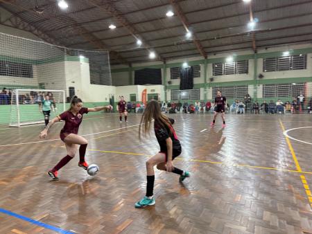Definidos os semifinalistas do Campeonato Aberto de Futsal Feminino