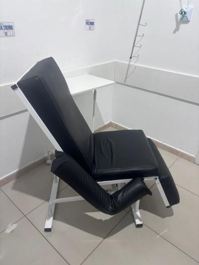 Homem é preso após quebrar cadeira e danificar equipamentos no Hospital