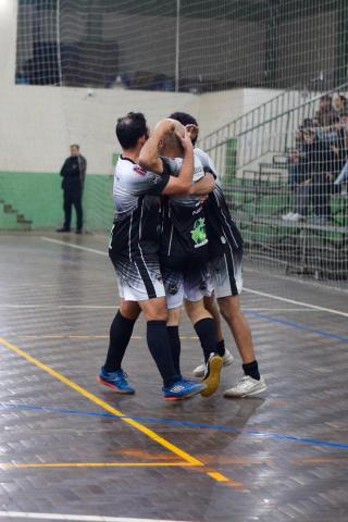 Sexta é dia de definir os finalistas do Municipal de Futsal - Série Prata